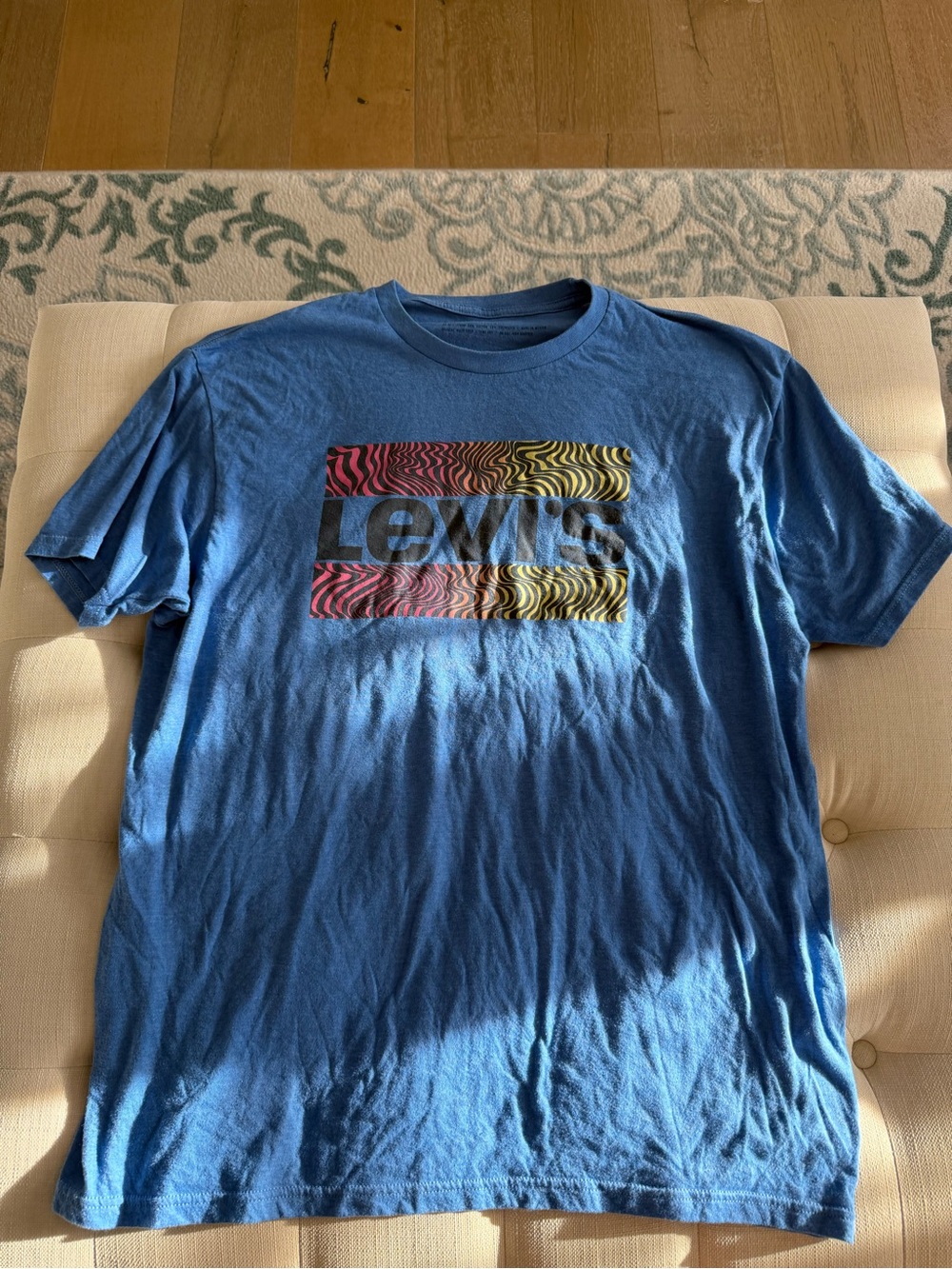 Levi's Men's Blue Graphic Logo T-Shirt